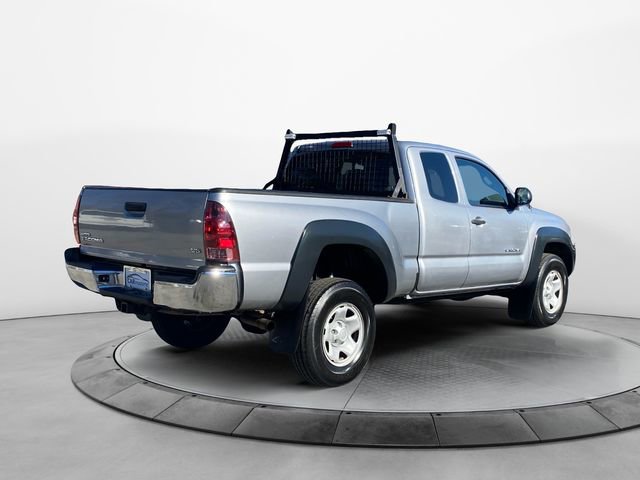 Used 2015 Toyota Tacoma 4x4 Access Cab V6 w/ Convenience Package image 5