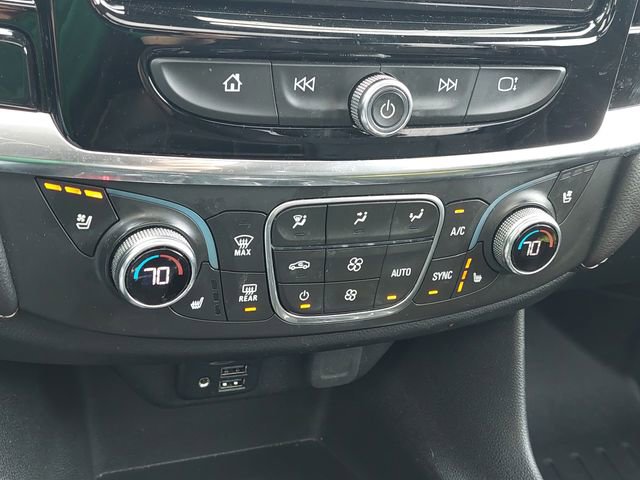 Used 2020 Chevrolet Traverse Premier w/ Redline Edition AWD/4WD image 35