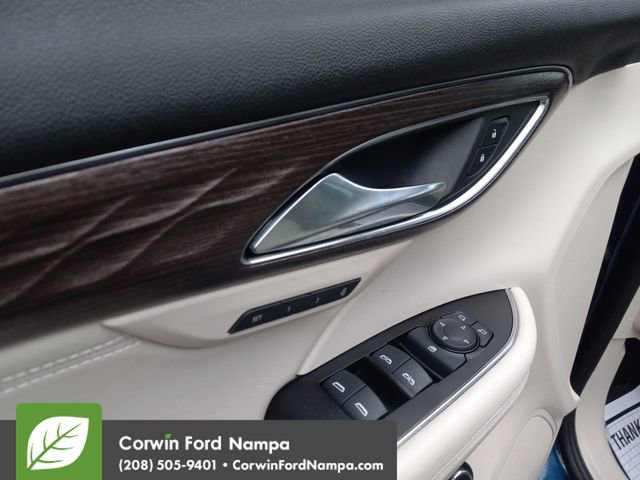 Used 2023 Buick Envision Avenir image 11