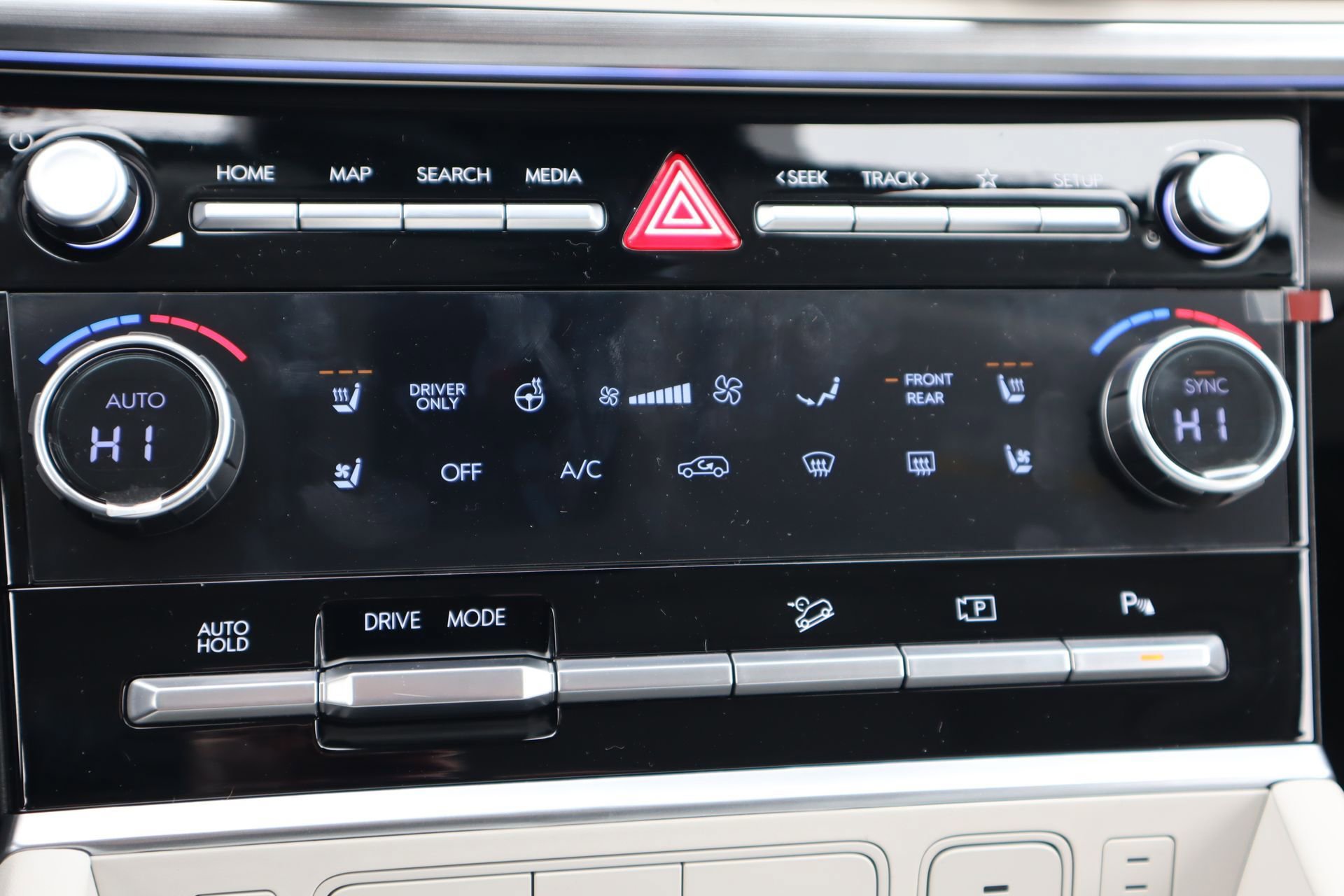 New 2025 Hyundai Santa Fe Calligraphy image 16