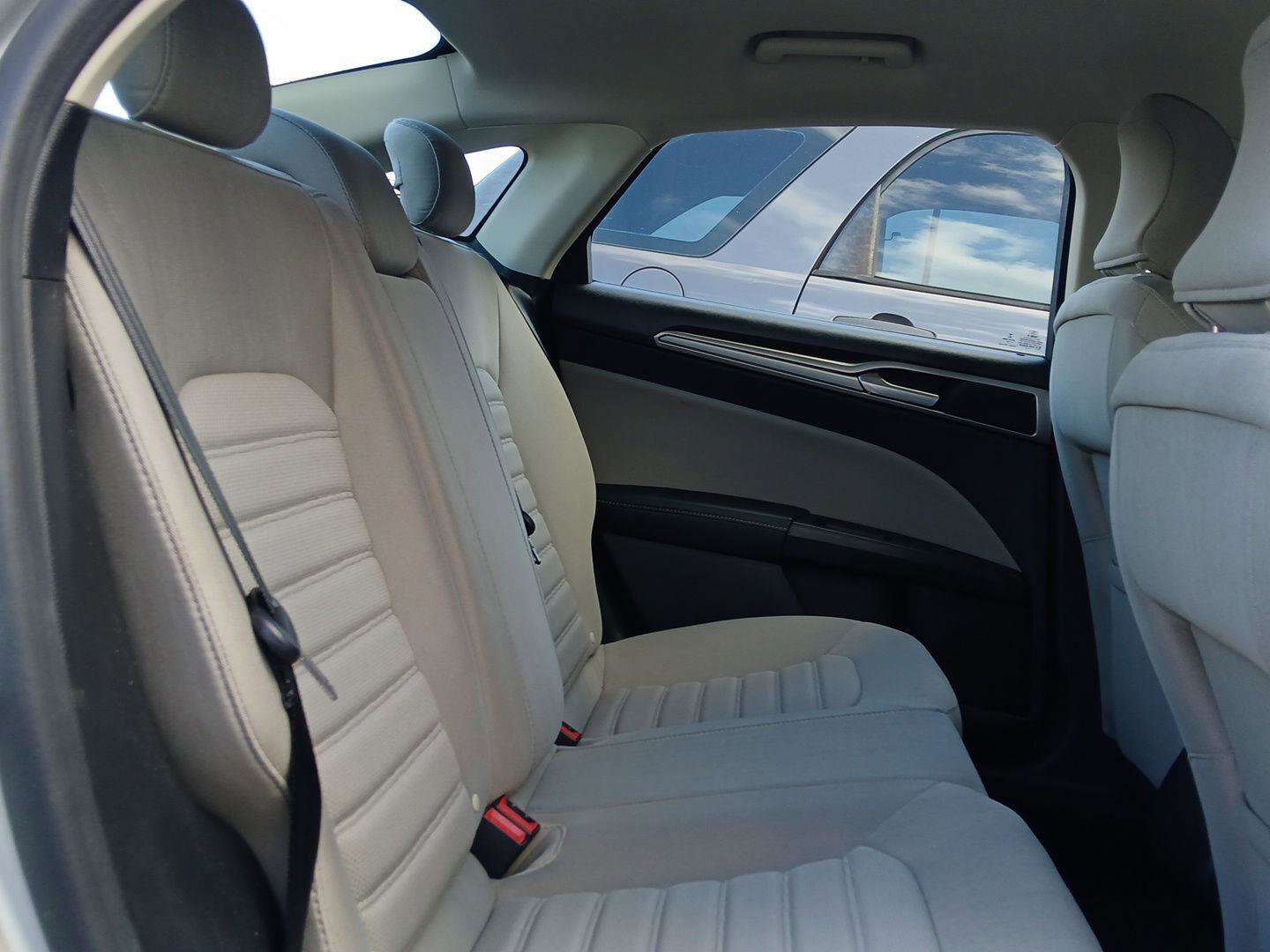 Used 2018 Ford Fusion S FWD image 11