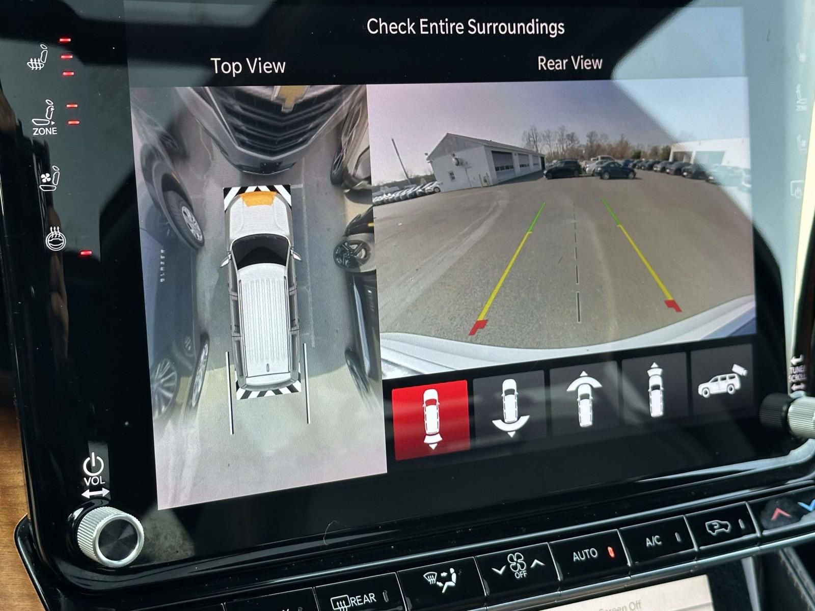 Used 2022 Jeep Grand Wagoneer Series II w/ Convenience Group III image 11