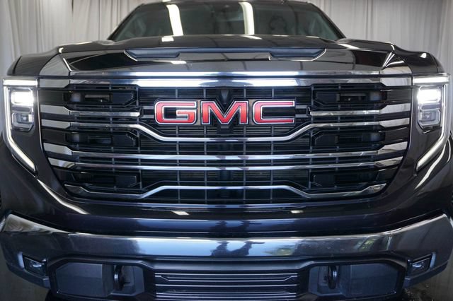 Used 2025 GMC Sierra 1500 SLT RWD image 3