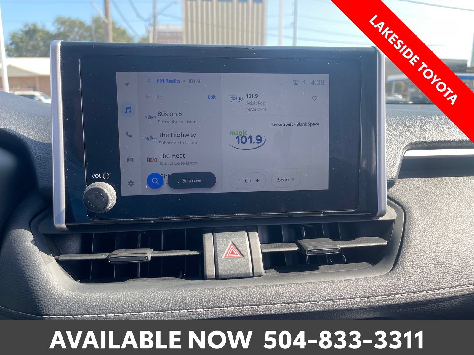 Certified 2025 Toyota RAV4 XLE FWD image 28
