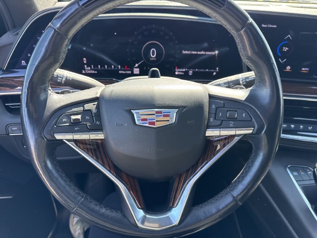 Used 2023 Cadillac Escalade Premium Luxury AWD/4WD image 30