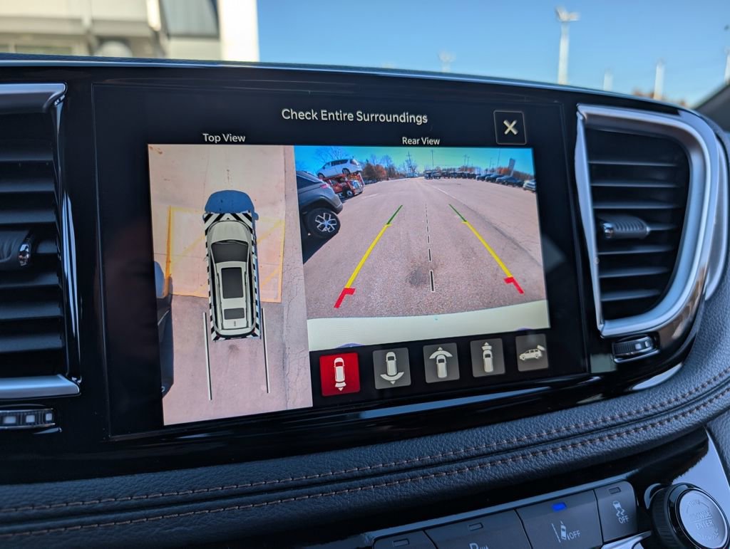 New 2026 Chrysler Pacifica Pinnacle w/ Trailer Tow Group image 32