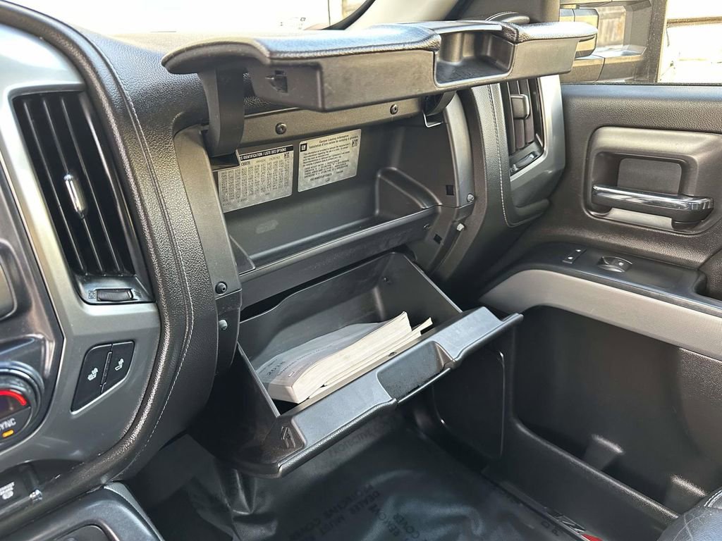 Used 2018 Chevrolet Silverado 2500 LTZ w/ Midnight Edition image 36
