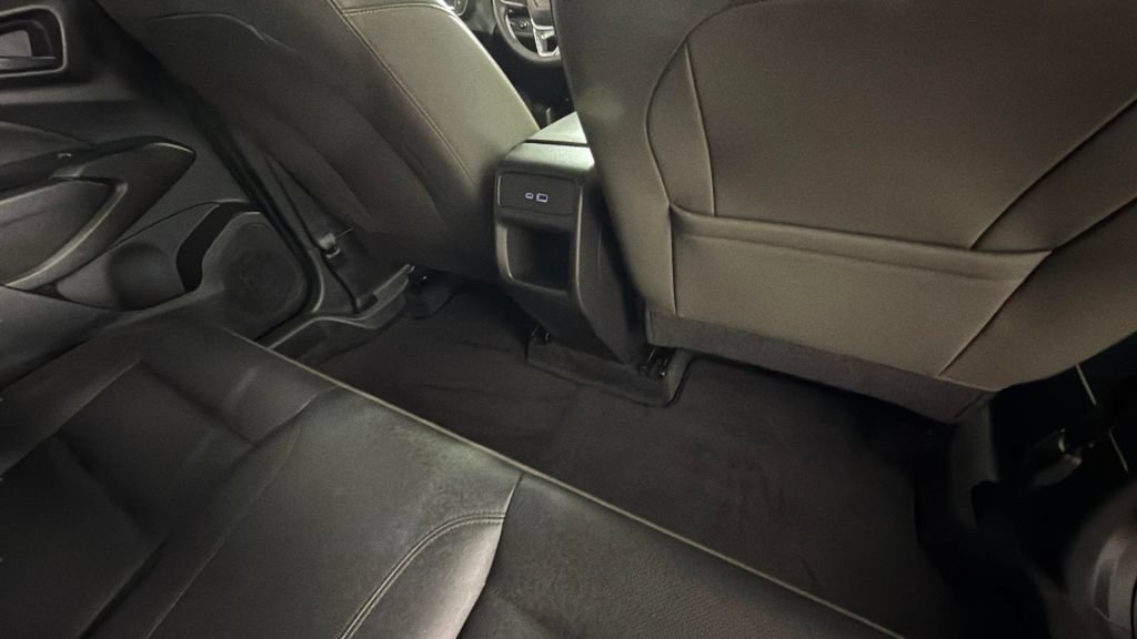Certified 2024 Chevrolet Trax ACTIV w/ Sunroof Package FWD image 30