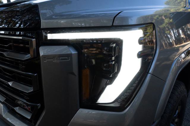 Used 2024 GMC Sierra 2500 AT4 w/ AT4 Premium Plus Package image 37