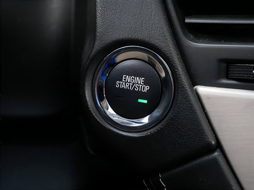 Used 2019 GMC Yukon Denali image 25