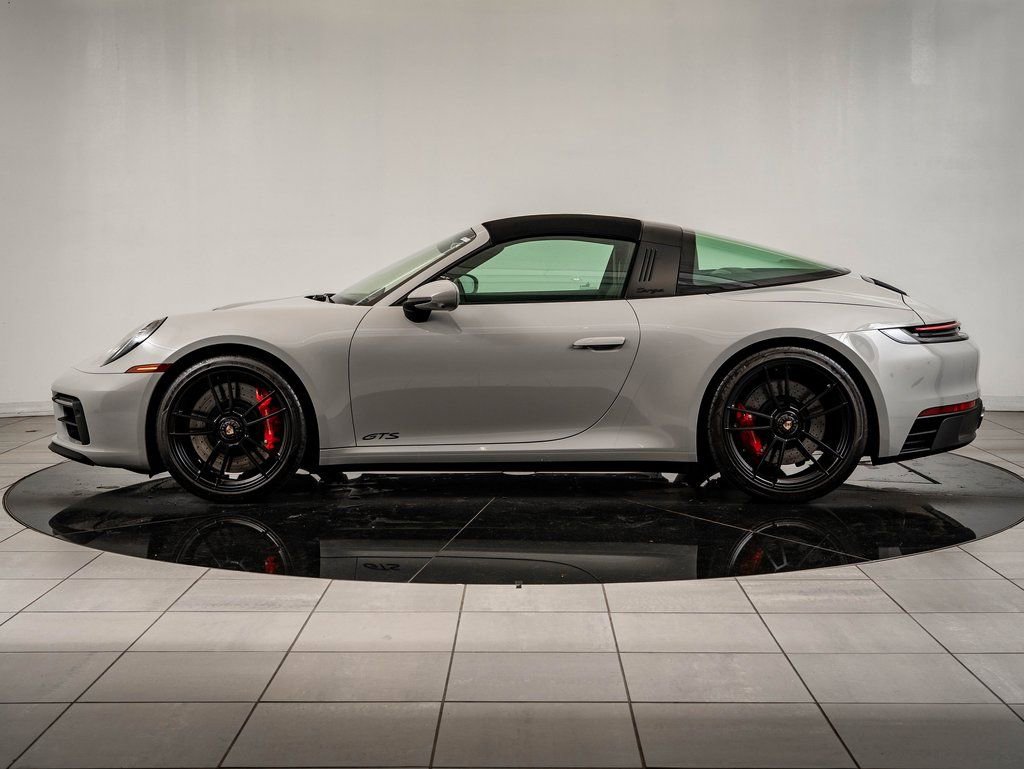 Certified 2022 Porsche 911 Targa 4 GTS image 3