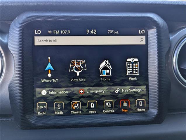 Used 2018 Jeep Wrangler Unlimited Sahara image 17