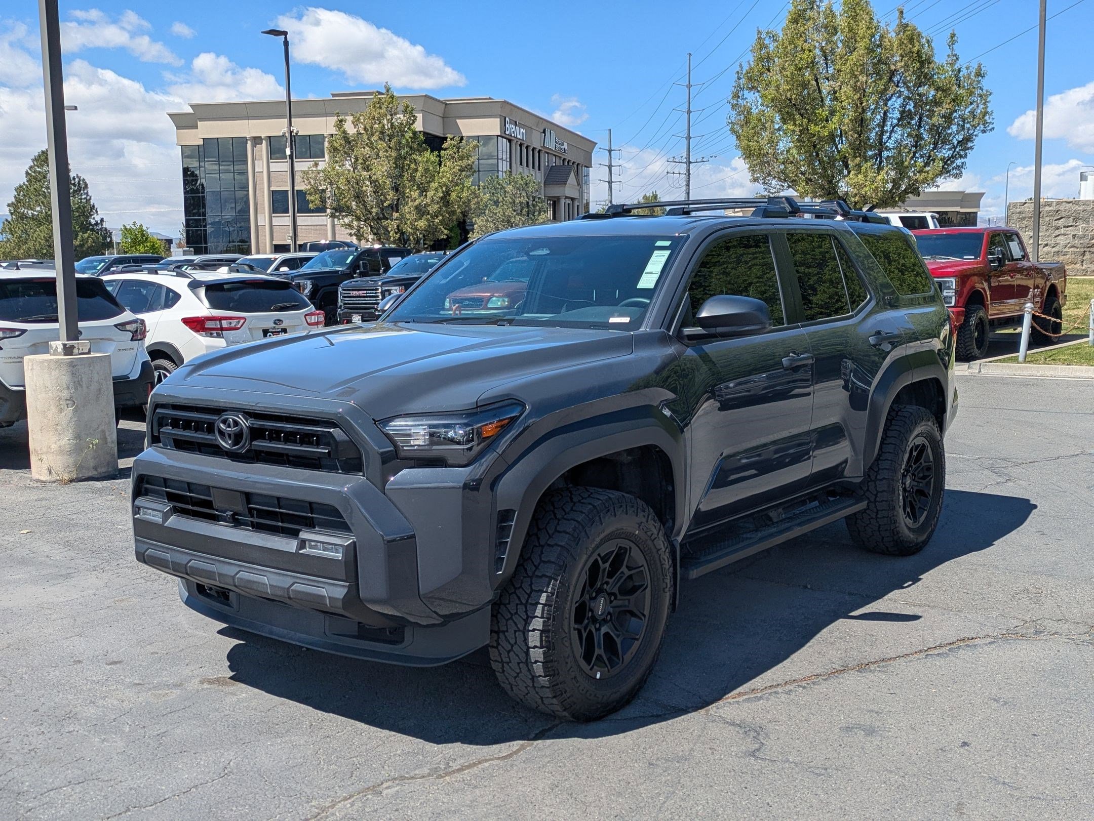 Used 2025 Toyota 4Runner SR5 AWD/4WD image 10