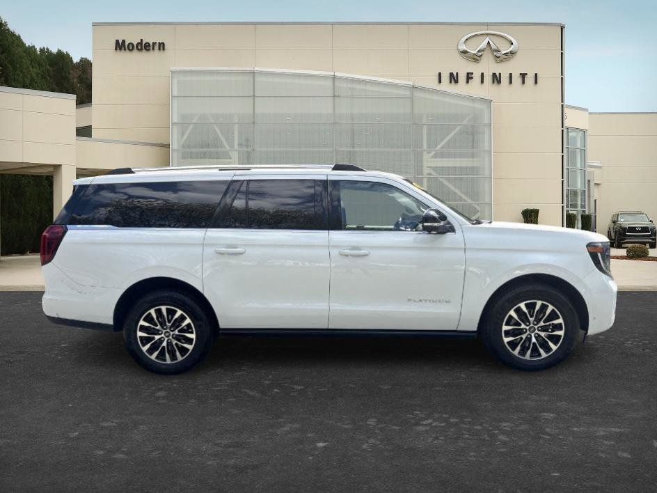 Used 2025 Ford Expedition Max Platinum AWD/4WD image 6