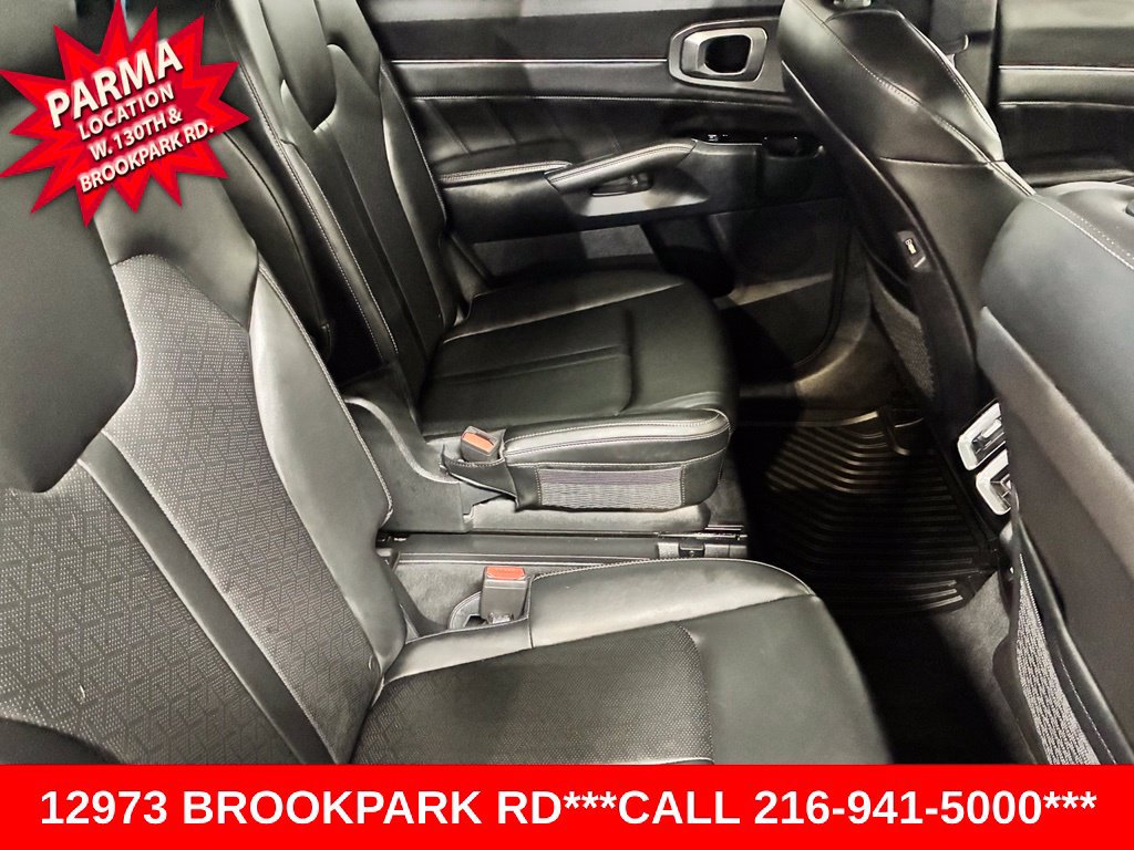 Used 2022 Kia Sorento SX AWD/4WD image 19