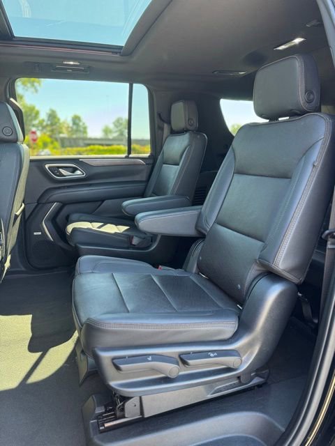 Used 2022 Chevrolet Suburban High Country w/ Premium Package 2 image 25