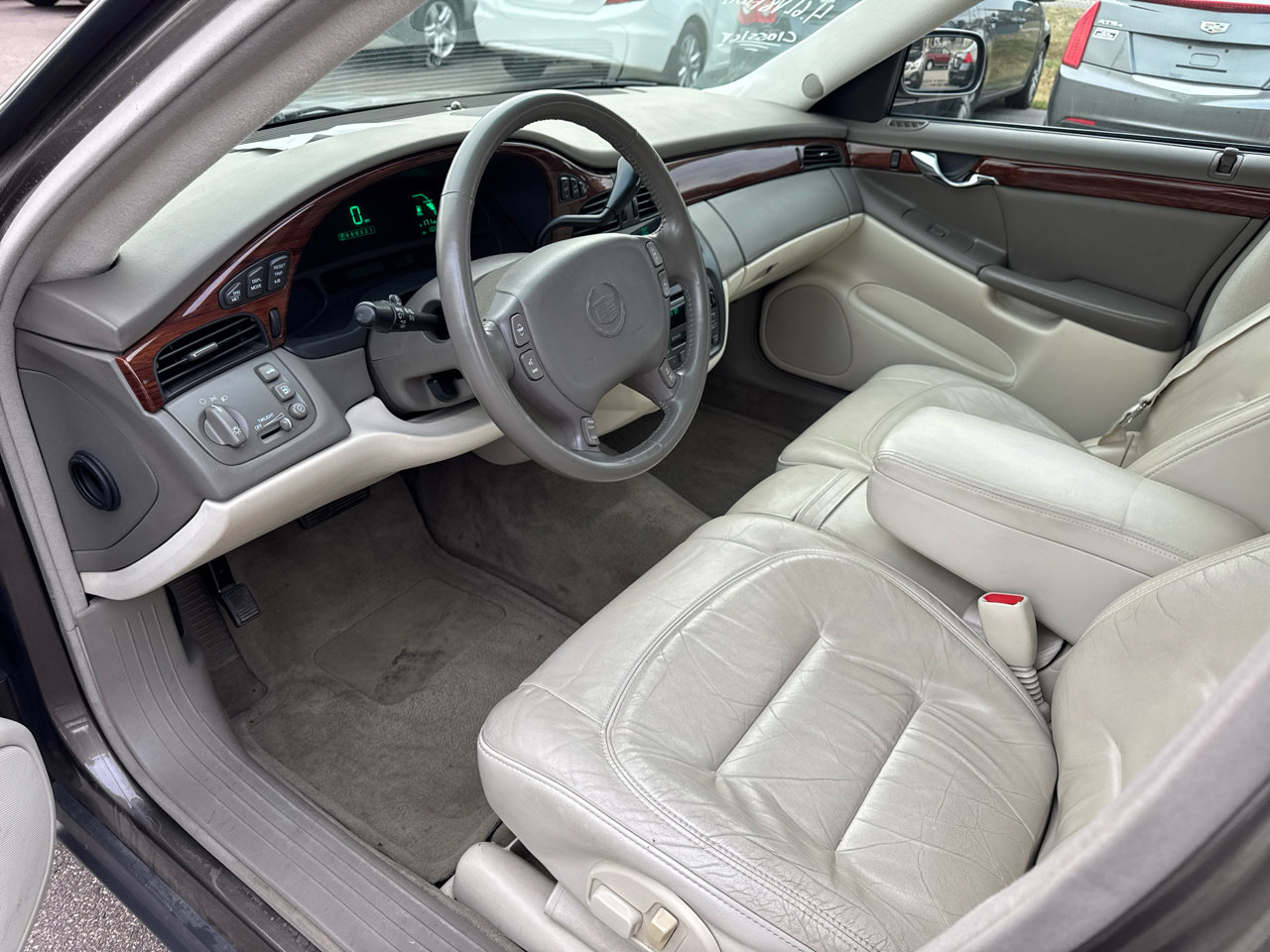 Used 2002 Cadillac De Ville Sedan image 9