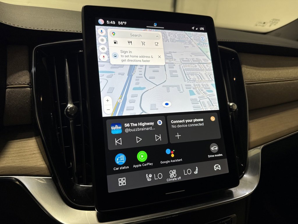 Used 2025 Volvo XC90 B6 Plus image 18