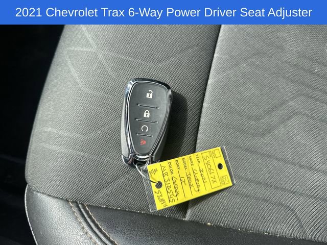 Used 2021 Chevrolet Trax LT w/ LT Convenience Package image 30