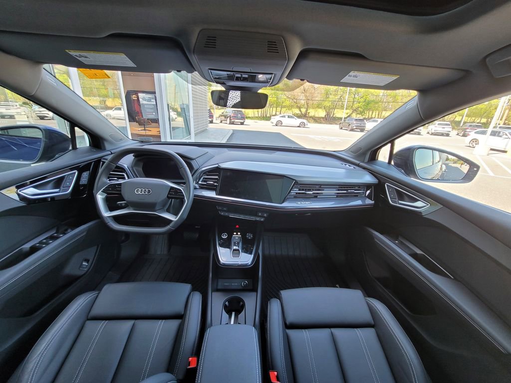 Certified 2023 Audi Q4 e-tron Premium Plus w/ Premium Plus AWD/4WD image 17