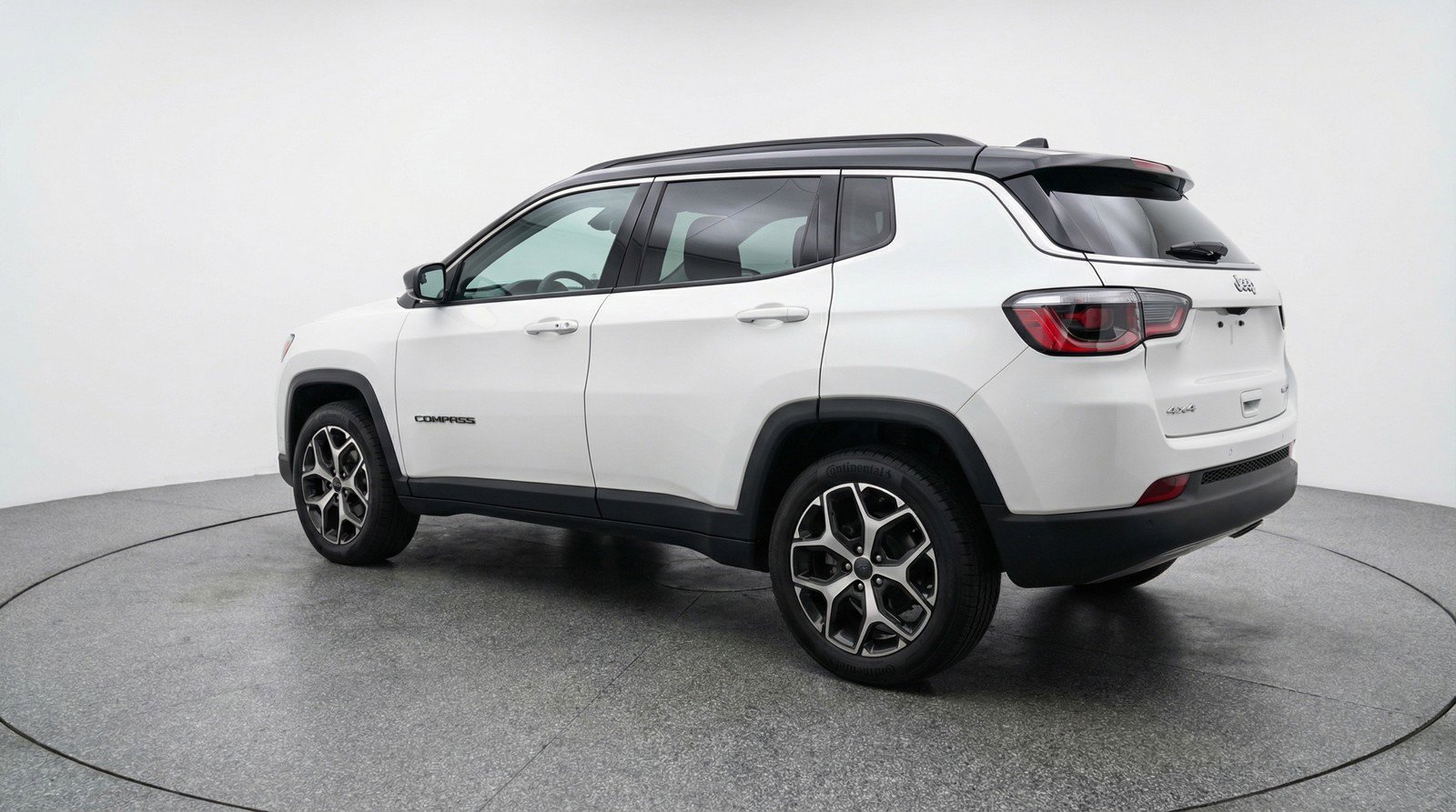 Used 2025 Jeep Compass Limited image 6