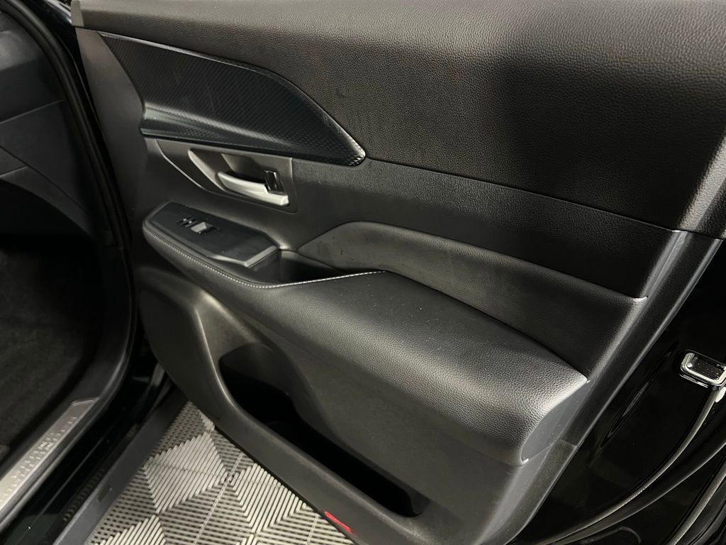 Used 2024 Toyota Grand Highlander AWD Hybrid image 34