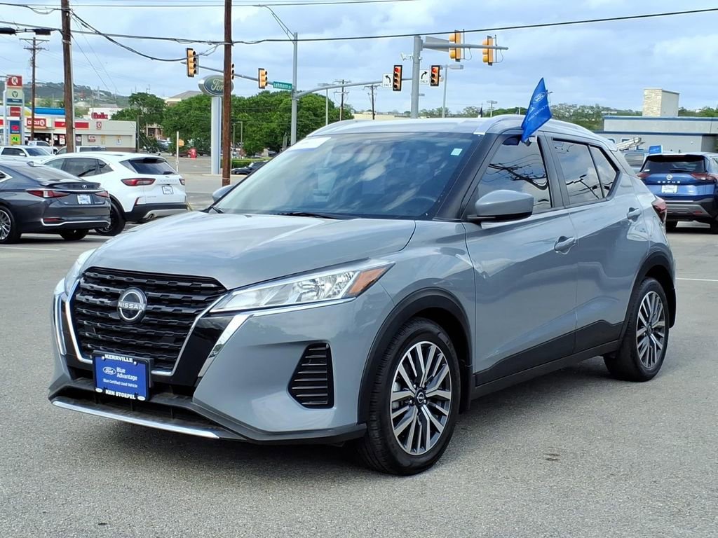 Used 2024 Nissan Kicks SV image 10