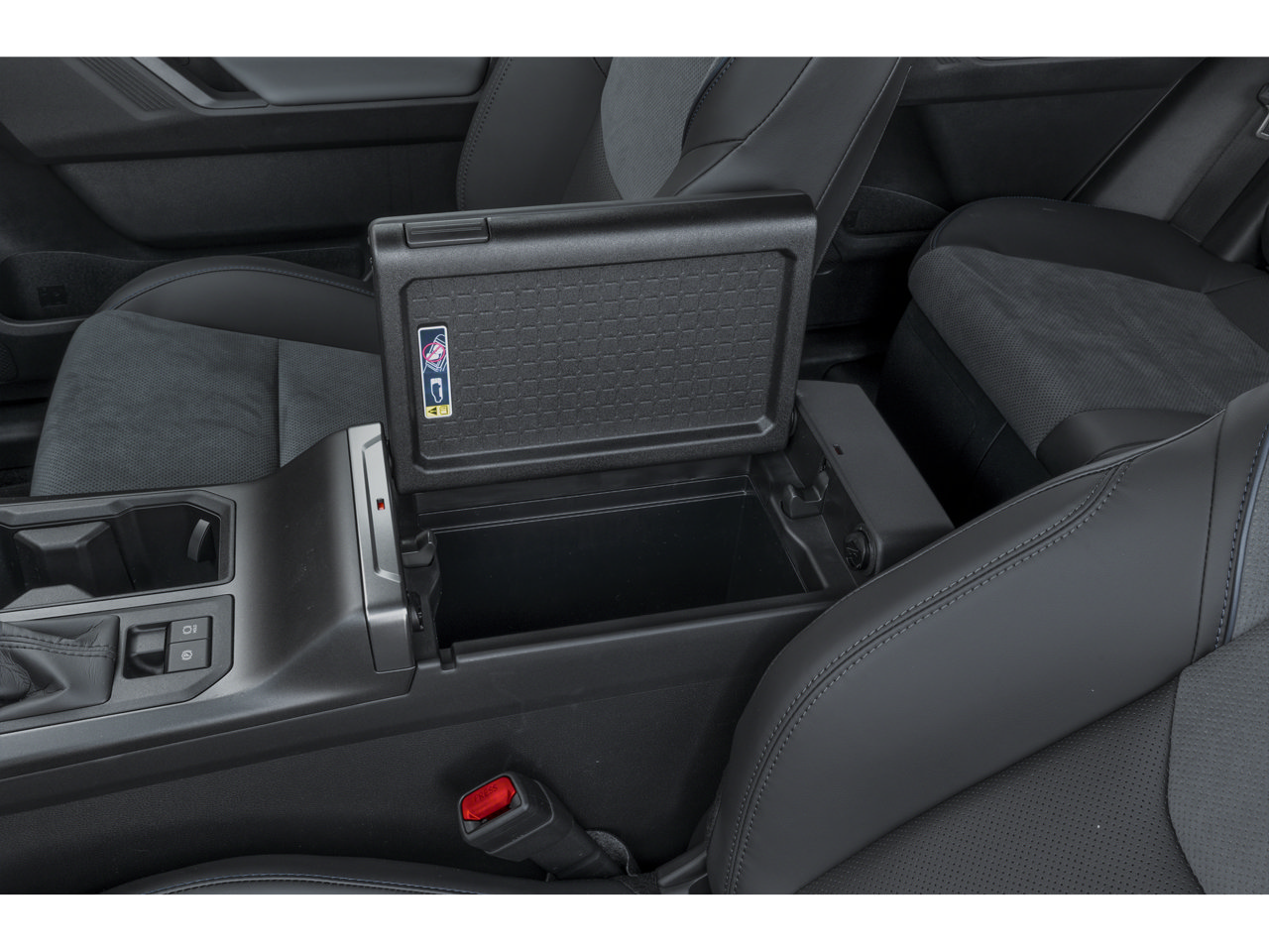 New 2026 Toyota RAV4 SE AWD/4WD image 32