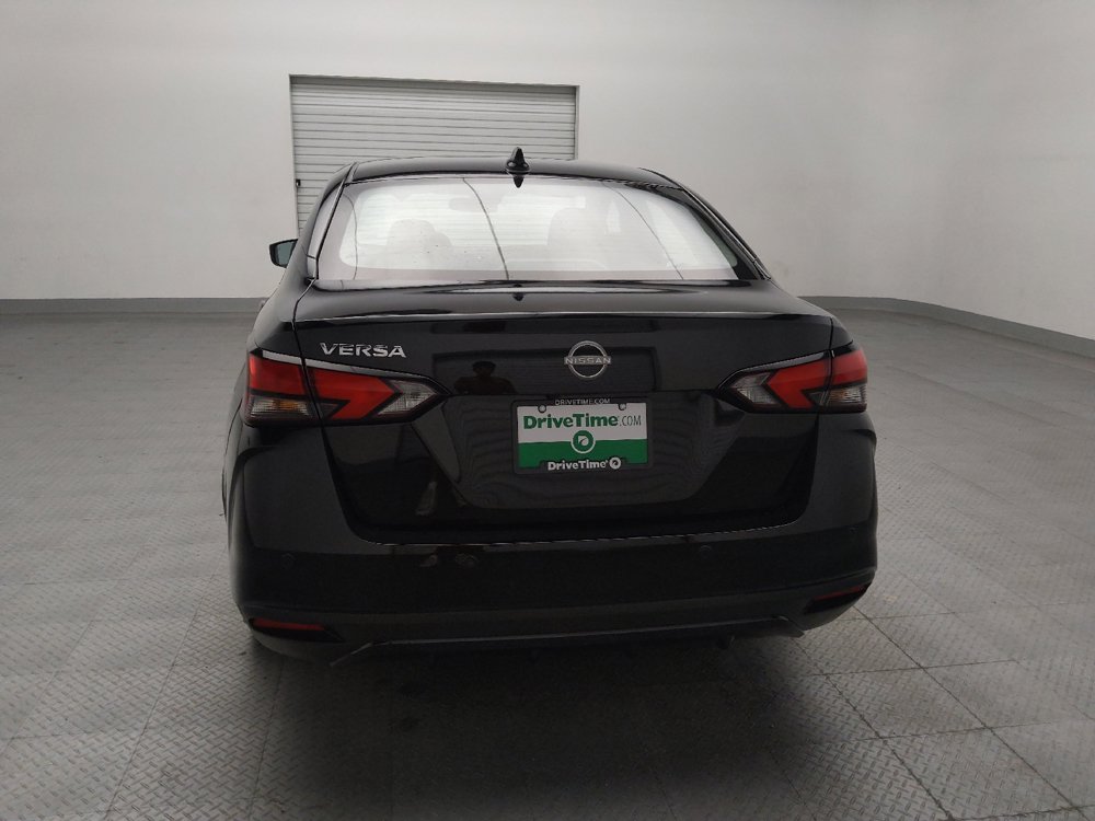 Used 2025 Nissan Versa SV FWD image 6