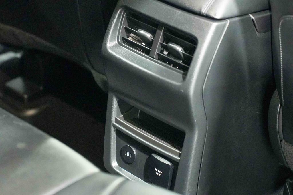 Used 2023 Ford Edge SEL w/ Convenience Package image 24