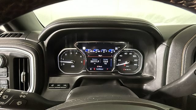 Used 2021 GMC Sierra 2500 AT4 w/ AT4 Premium Plus Package AWD/4WD image 17