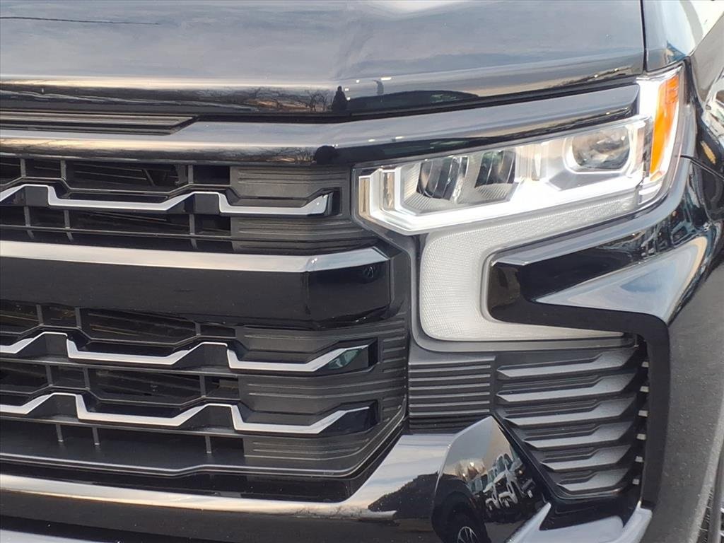 Used 2023 Chevrolet Silverado 1500 RST w/ Convenience Package II image 8