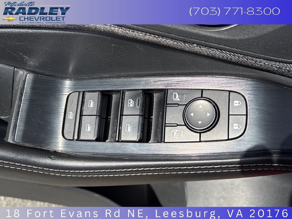 Used 2021 Nissan Rogue SV AWD/4WD image 13