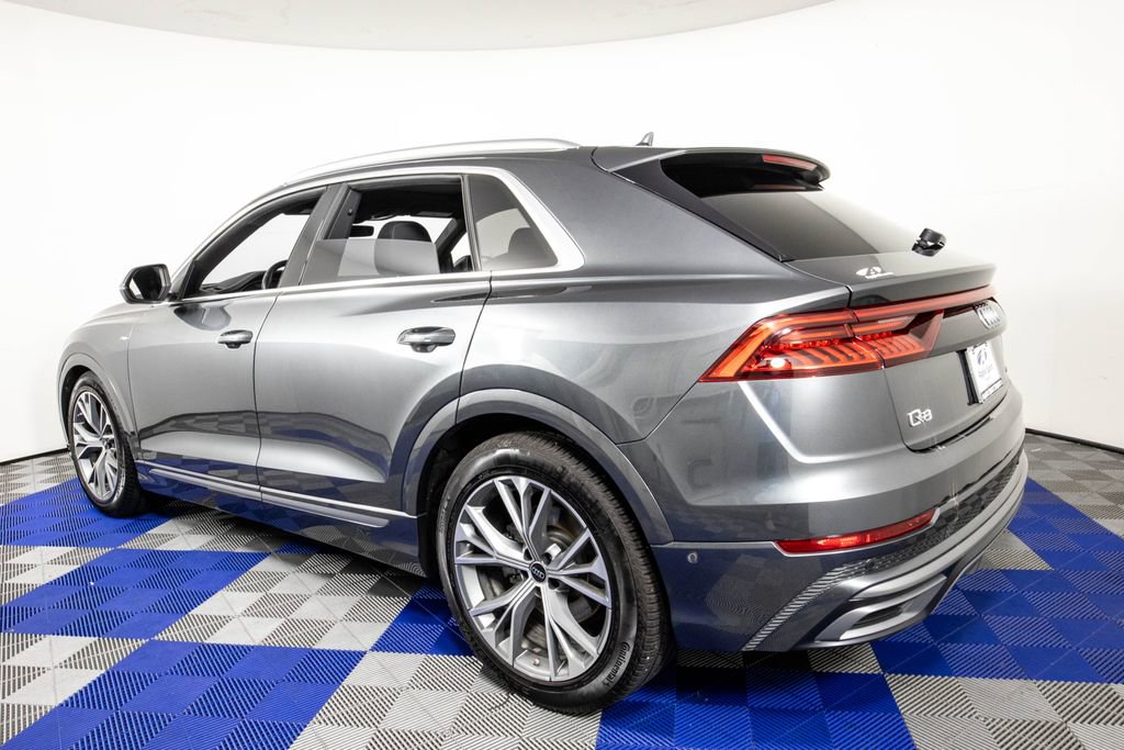 Used 2023 Audi Q8 Premium Plus AWD/4WD image 6