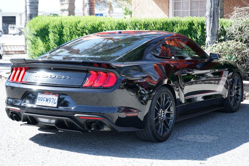 Used 2019 Ford Mustang GT Premium w/ GT Performance Package RWD image 26