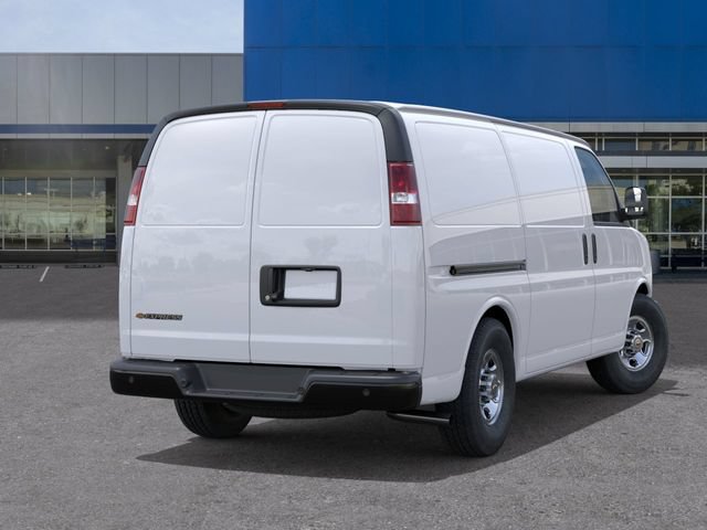 New 2026 Chevrolet Express 3500 w/ Driver Convenience Package RWD image 4