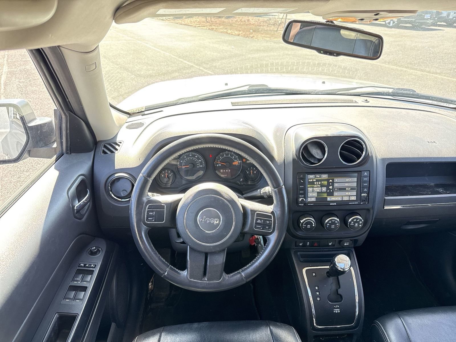 Used 2017 Jeep Patriot High Altitude image 13