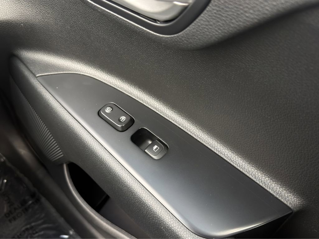 Used 2020 Kia Rio S image 18