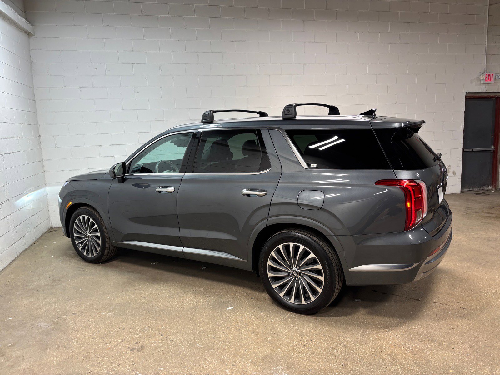 Used 2025 Hyundai Palisade Calligraphy AWD/4WD image 10