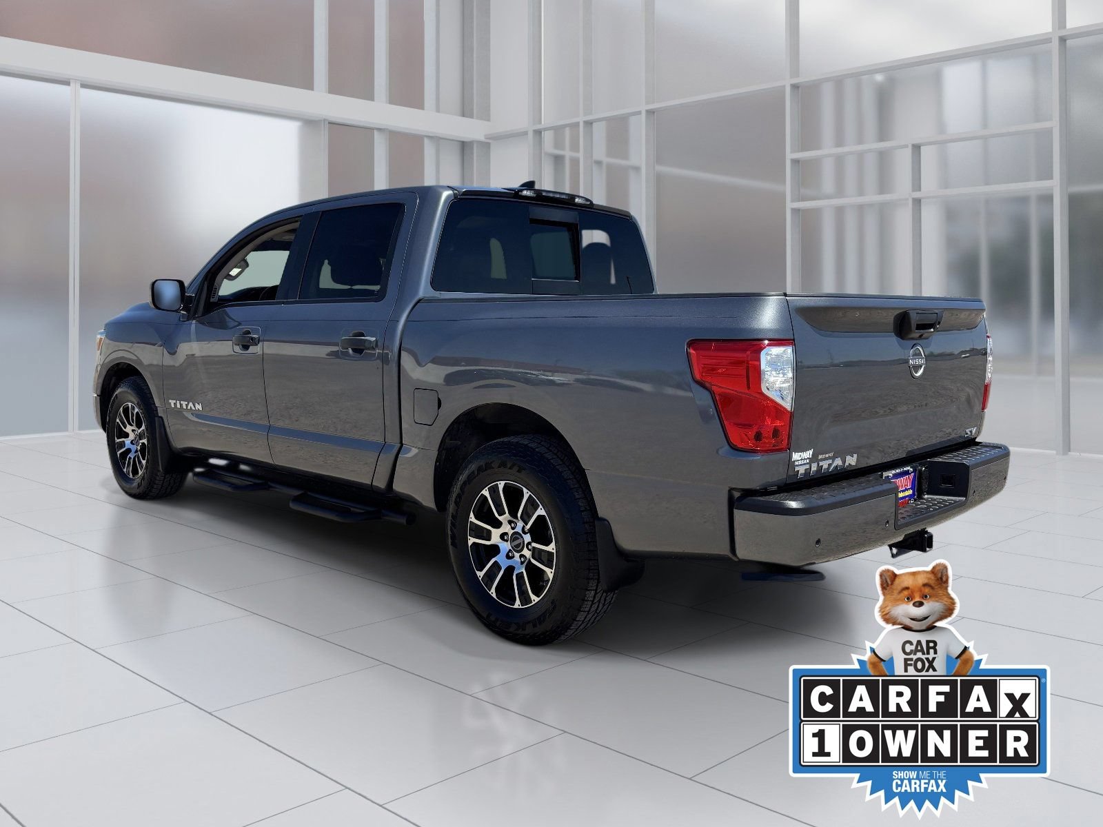 Certified 2023 Nissan Titan SV w/ SV Convenience Package RWD image 4