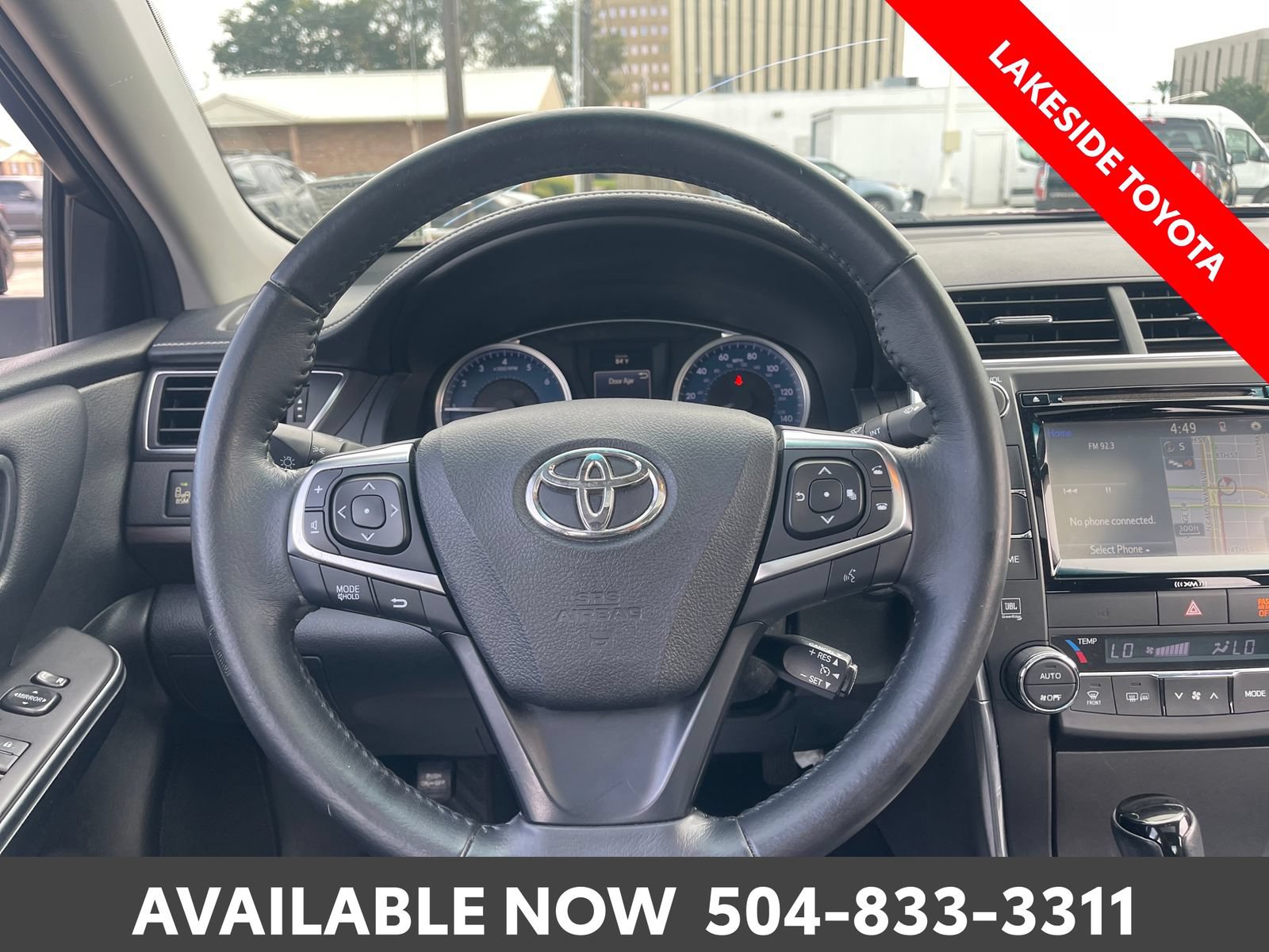 Used 2017 Toyota Camry XLE w/ Moonroof Package FWD image 21