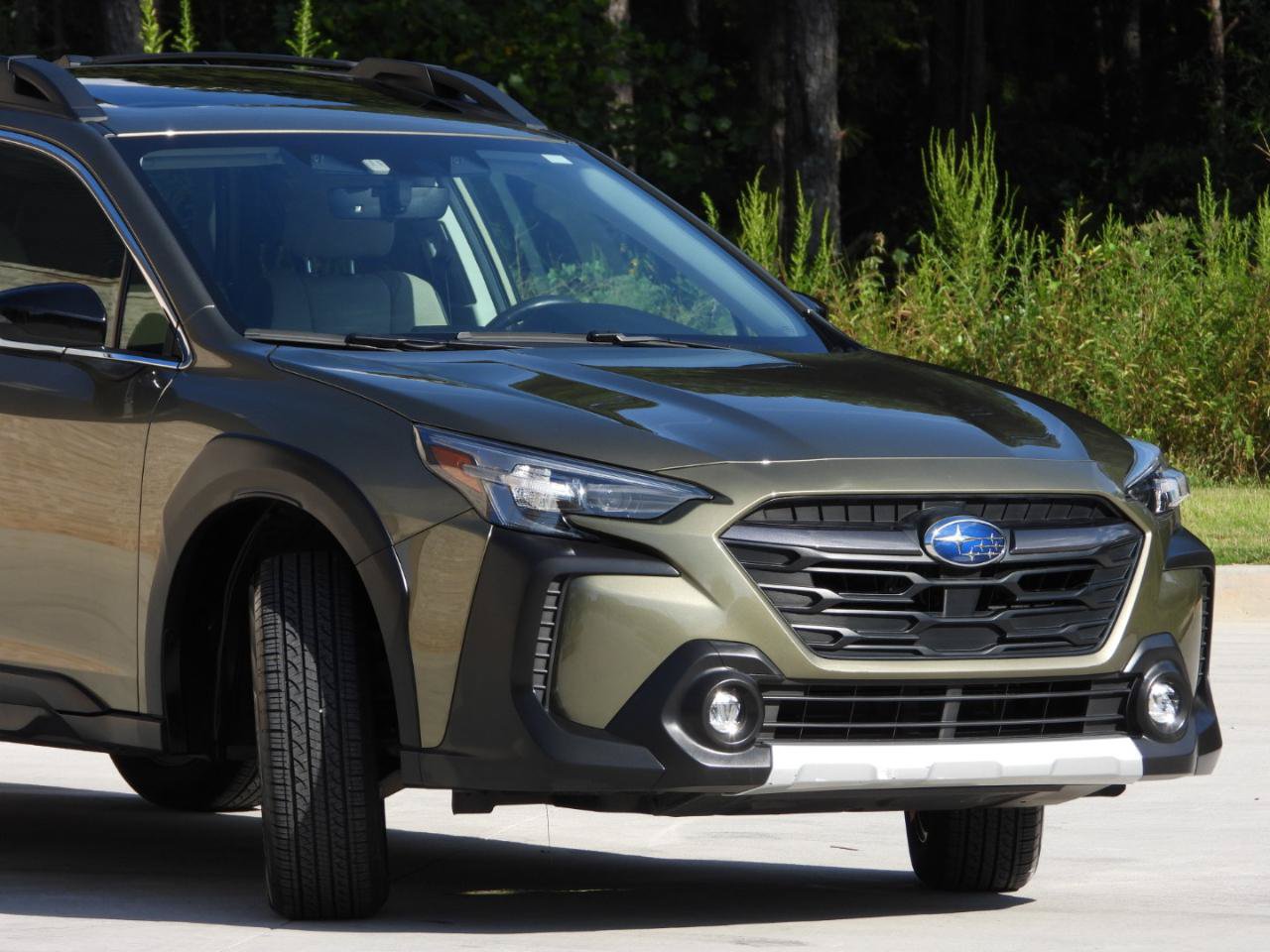 Used 2023 Subaru Outback Limited AWD/4WD image 10