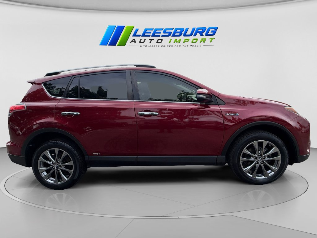 Used 2018 Toyota RAV4 Limited AWD/4WD image 6