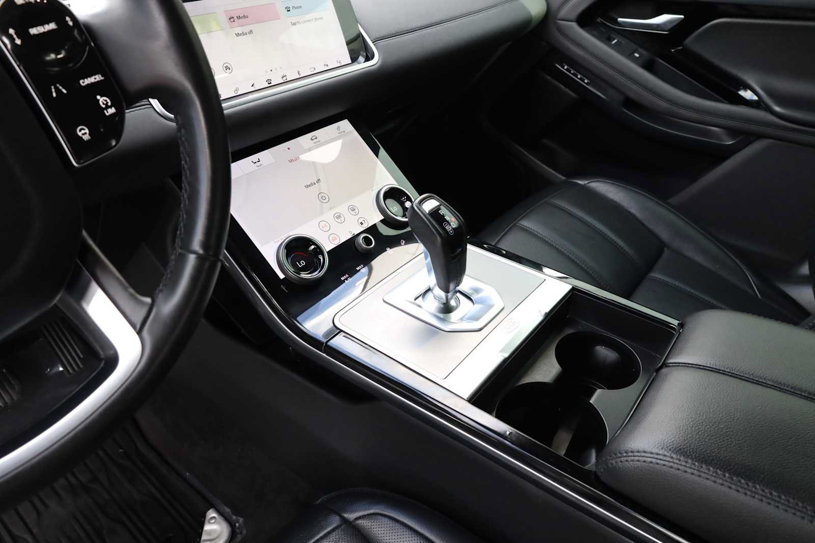 Used 2020 Land Rover Range Rover Evoque SE AWD/4WD image 22