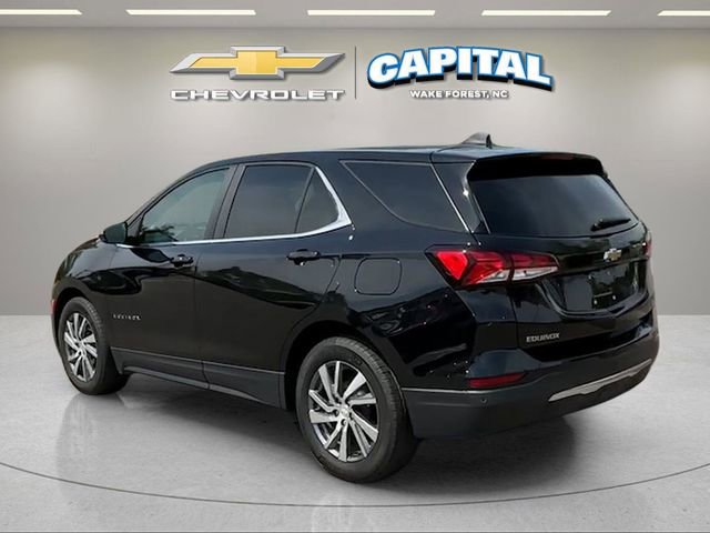 Used 2024 Chevrolet Equinox LT image 3