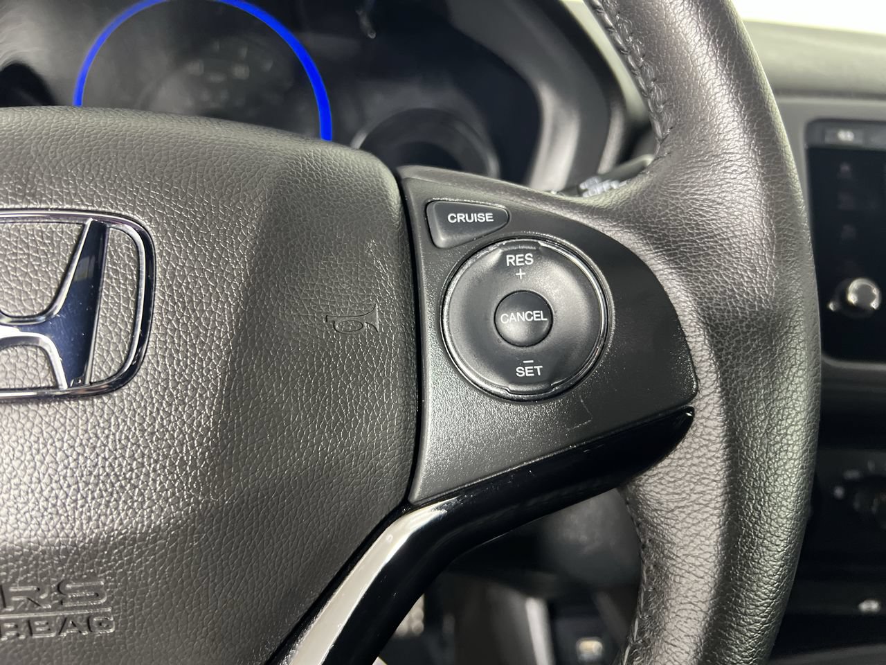 Used 2022 Honda HR-V Sport image 12