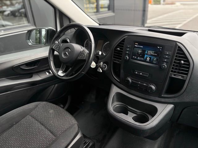 Used 2022 Mercedes-Benz Metris image 31