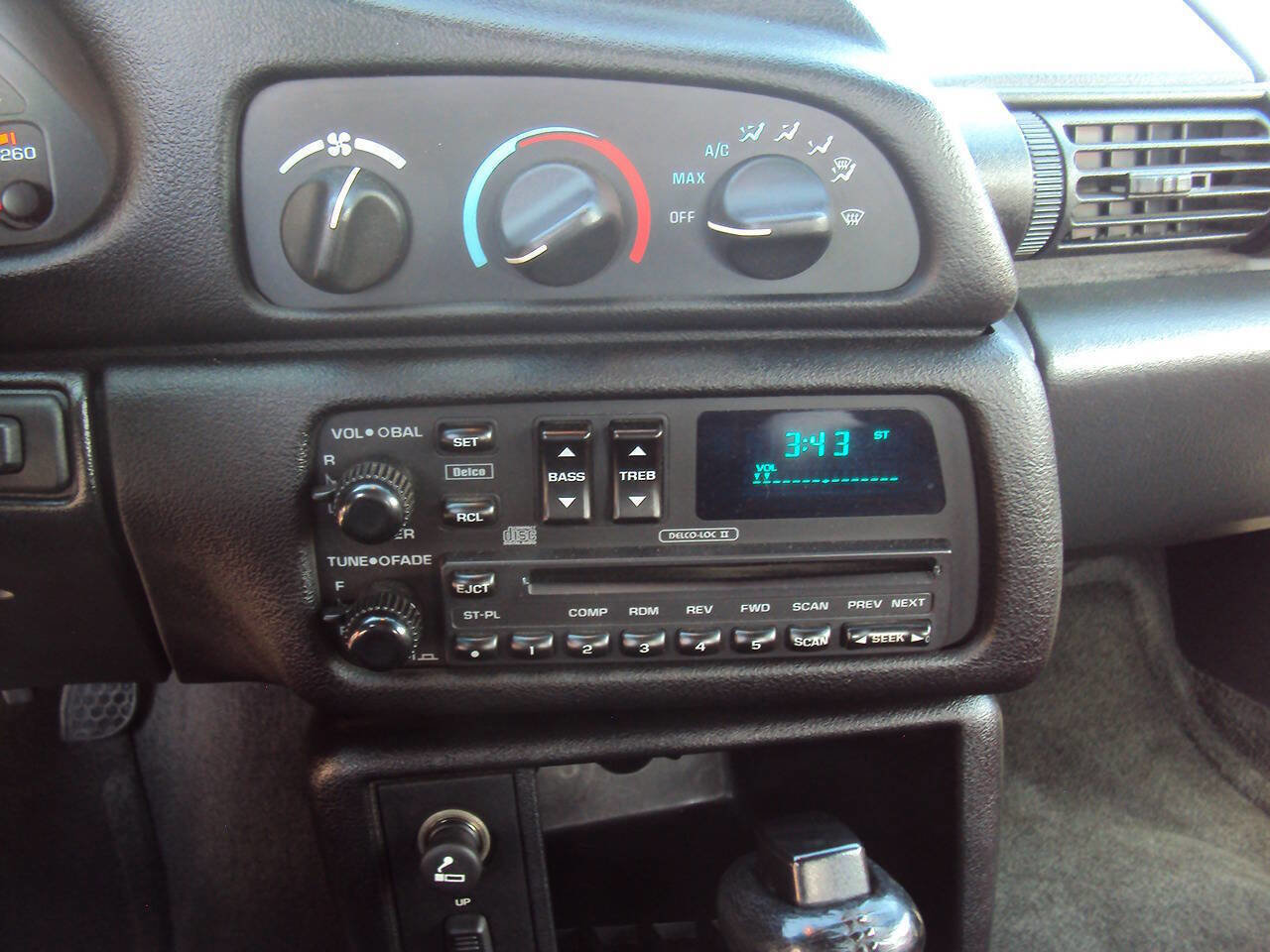 Used 1995 Chevrolet Camaro Z28 image 18