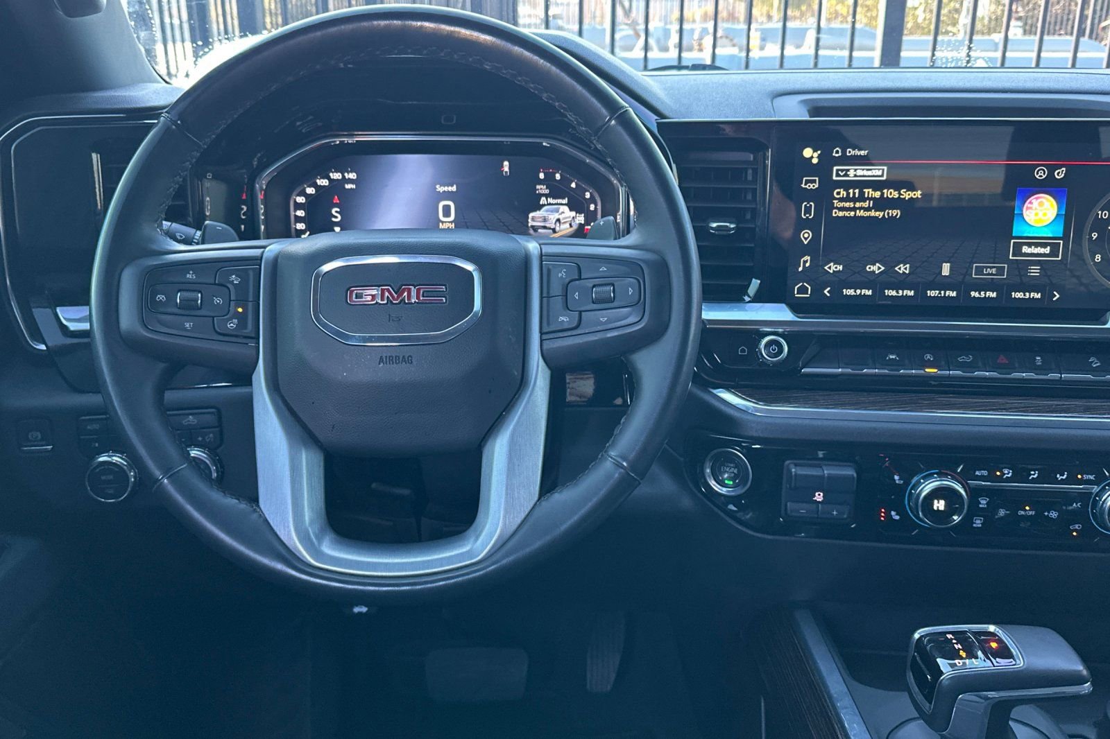 Used 2025 GMC Sierra 1500 Elevation w/ X31 Off-Road Package AWD/4WD image 17