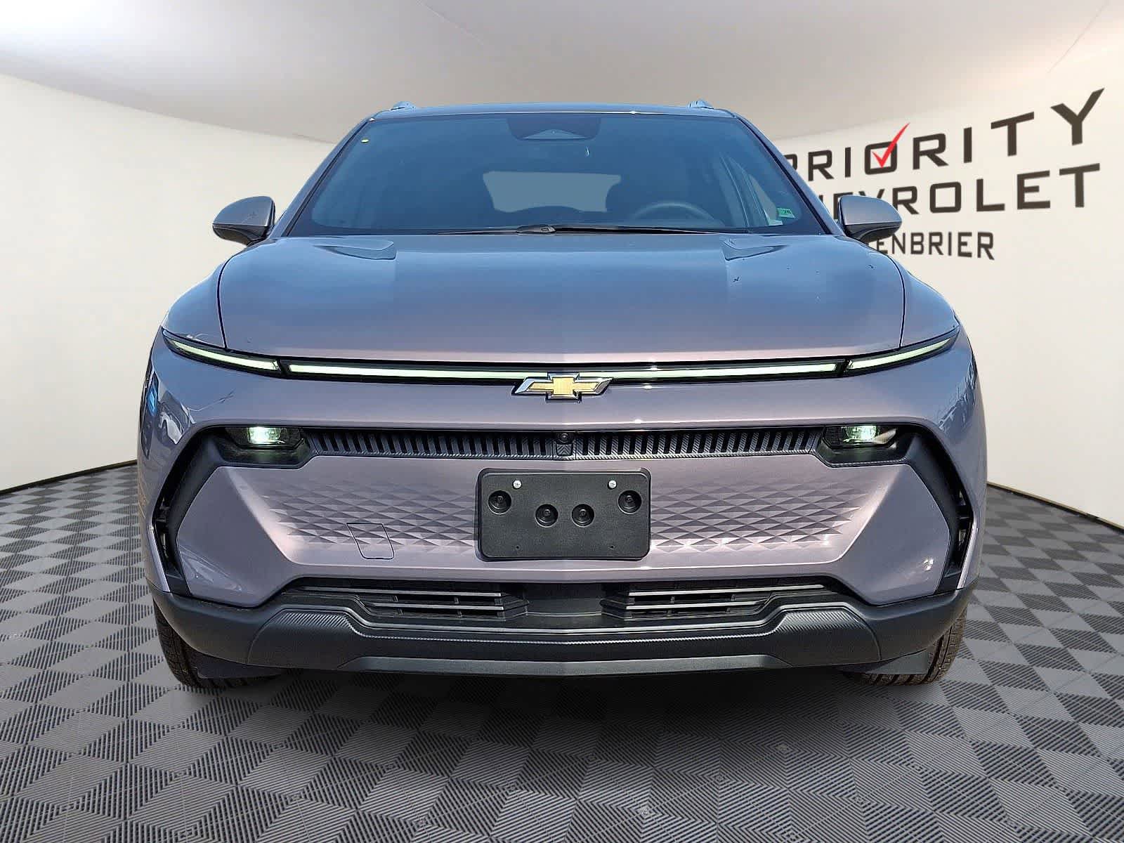 New 2026 Chevrolet Equinox EV LT FWD image 2